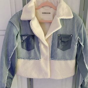Selling a beautiful Manière de voir patch jacket